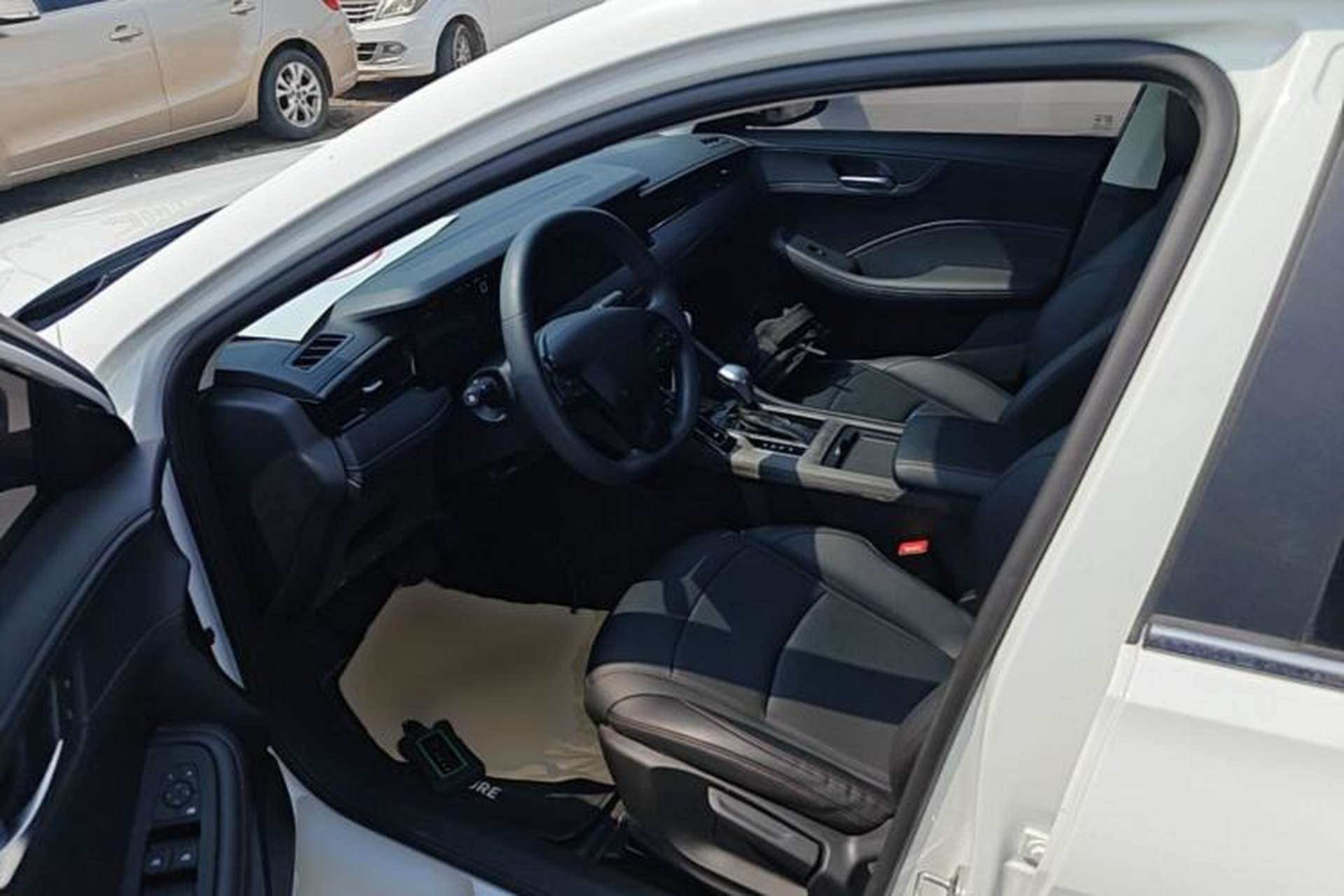 Used Roewe i5 2023 1.5L CVT Luxury Edition Driver Seat