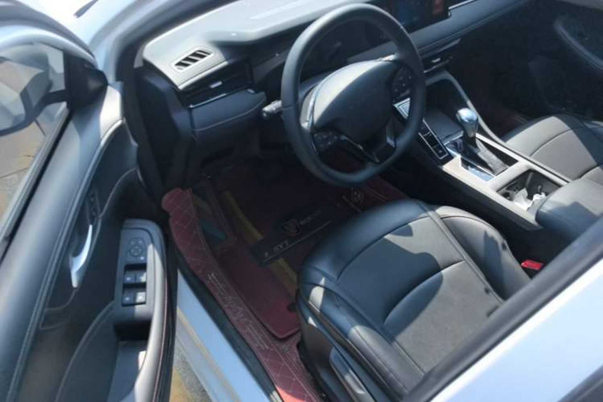 Used Roewe i5 2023 1.5L CVT Luxury Edition Driver Seat