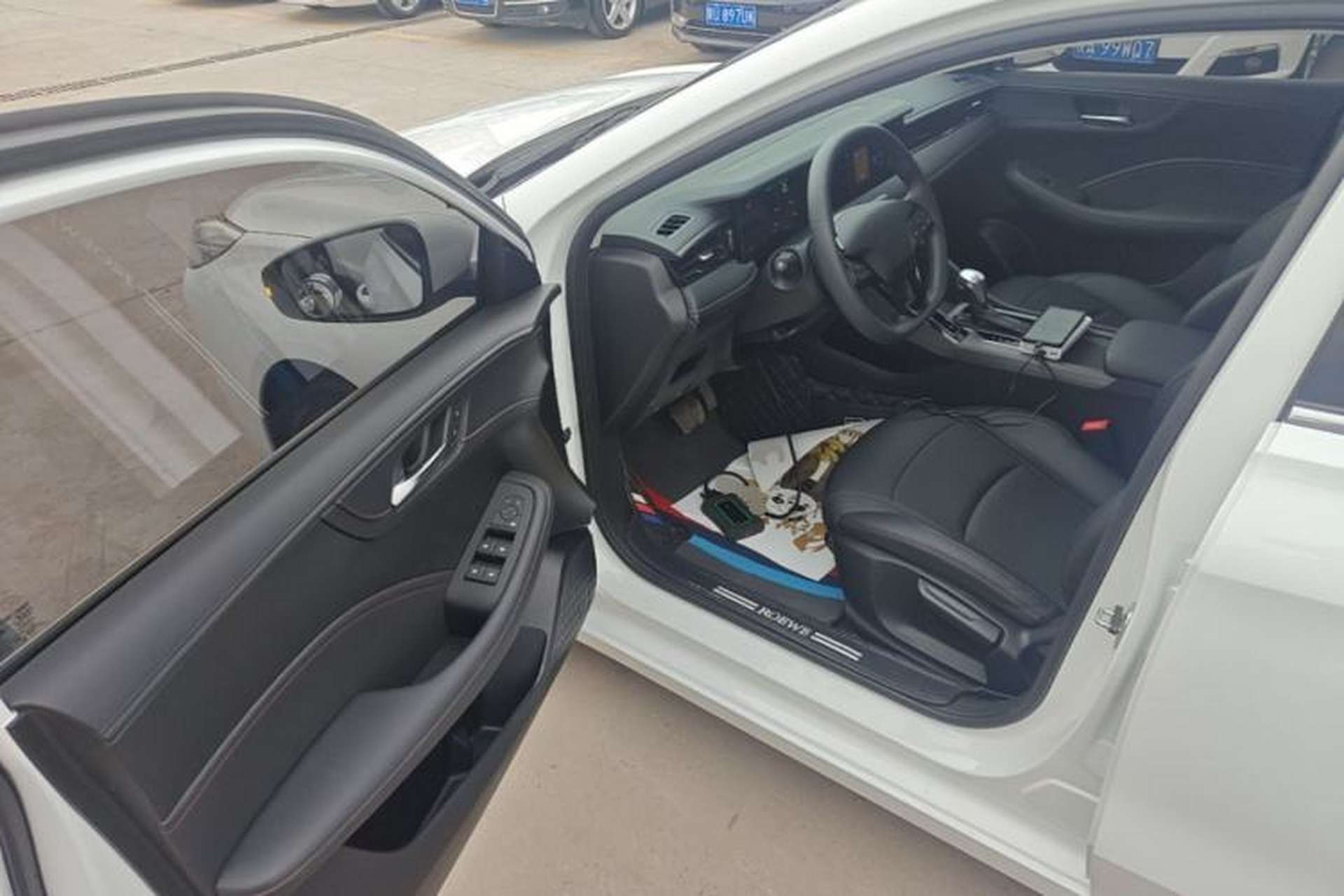 Used Roewe i5 2023 1.5L CVT Luxury Edition Driver Seat