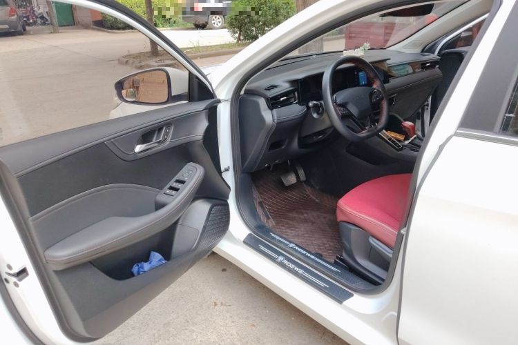 Used Roewe i5 2023 1.5L CVT Luxury Edition Driver Seat