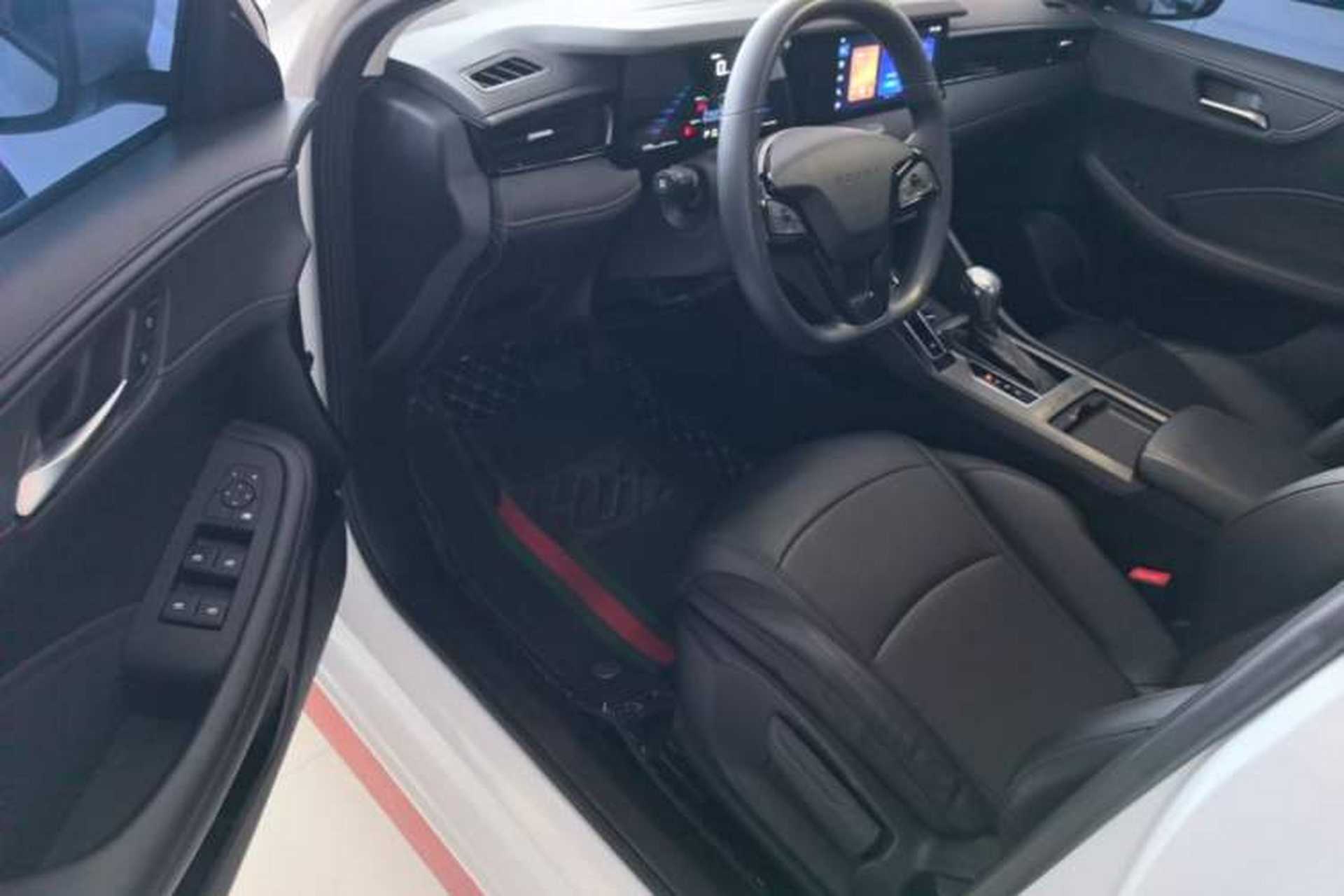 Used Roewe i5 2023 1.5L CVT Luxury Edition Driver Seat