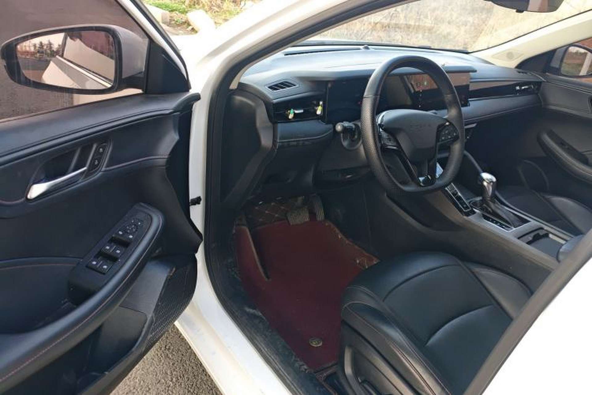 Used Roewe i5 2023 1.5L CVT Flagship Edition Driver Seat