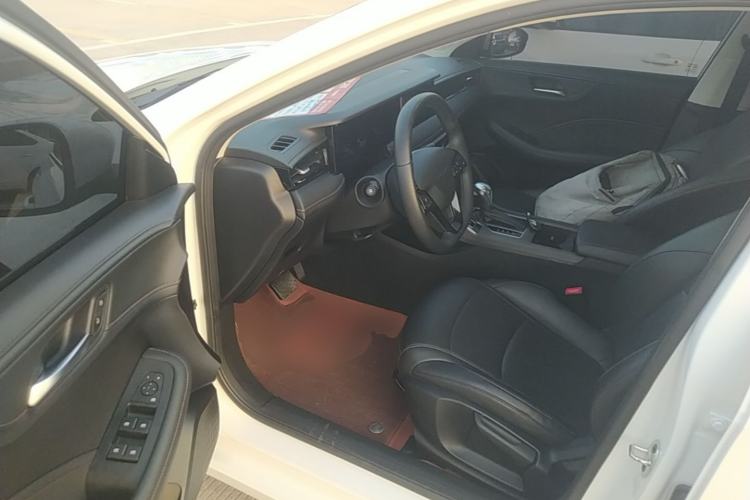 Used Roewe i5 2023 1.5L CVT Luxury Edition Driver Seat