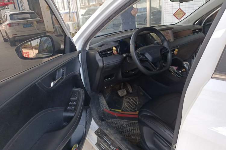 Used Roewe i5 2023 1.5L CVT Luxury Edition Driver Seat