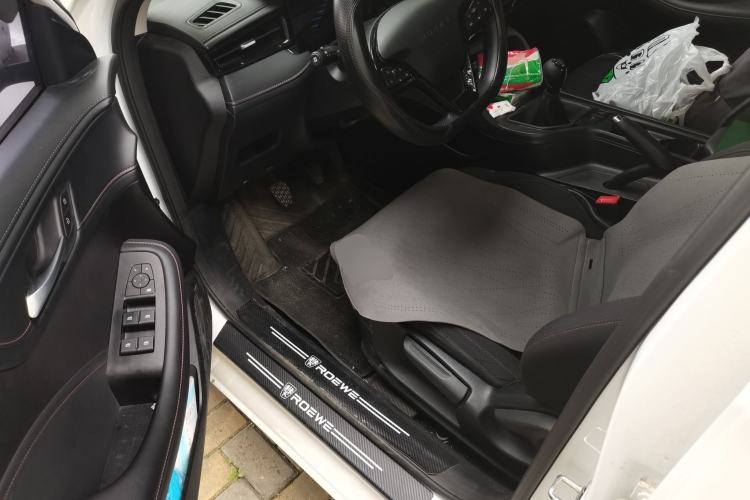 Used Roewe i5 2023 1.5L Manual Comfort Edition Driver Seat
