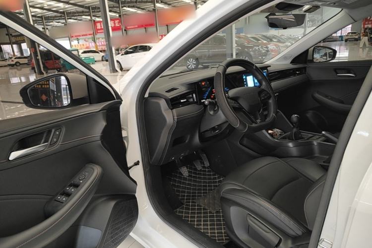 Used Roewe i5 2023 1.5L Manual Excellence Edition Driver Seat