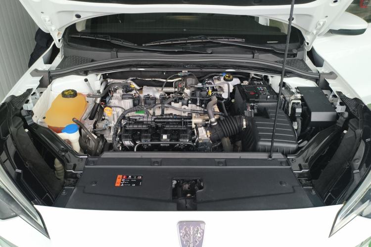 Used Roewe i5 2023 1.5L Manual Comfort Edition Engine Bay
