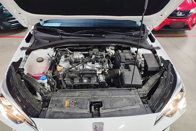 Used Roewe i5 2023 1.5L Manual Comfort Edition Engine Bay