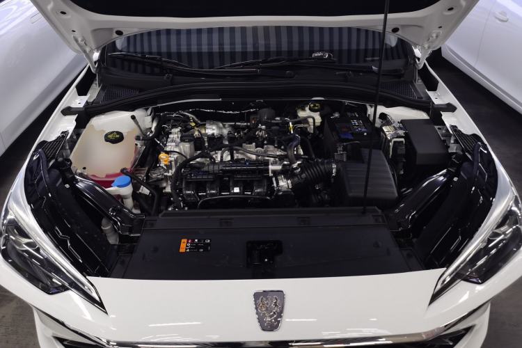 Used Roewe i5 2023 1.5L Manual Comfort Edition Engine Bay