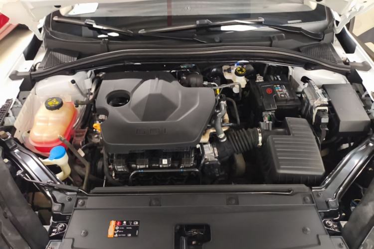 Used Roewe i5 2023 1.5L CVT Luxury Edition Engine Bay