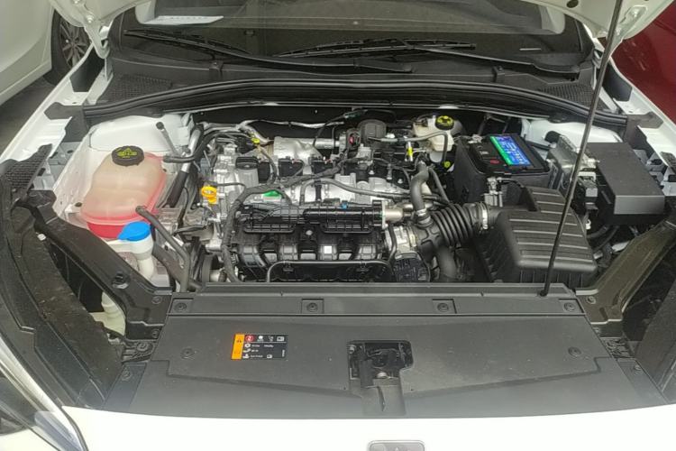 Used Roewe i5 2023 1.5L Manual Comfort Edition Engine Bay