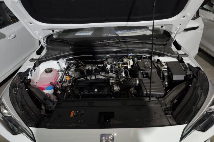 Used Roewe i5 2023 1.5L CVT Luxury Edition Engine Bay