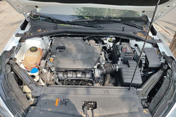 Used Roewe i5 2023 1.5L CVT Luxury Edition Engine Bay