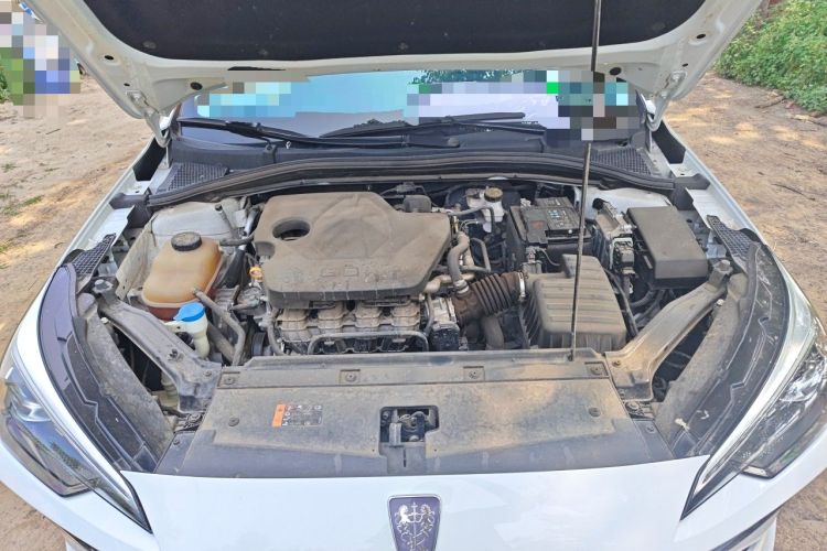 Used Roewe i5  Engine Bay