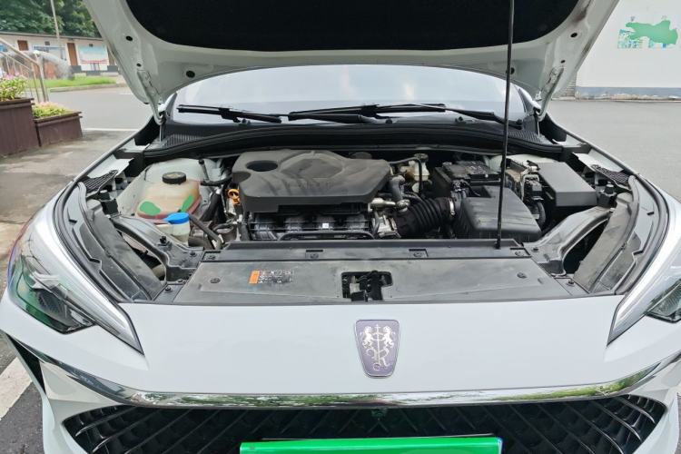 Used Roewe i5 2023 1.5L CVT Luxury Edition Engine Bay