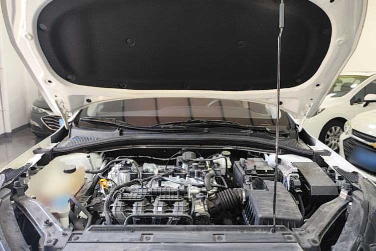 Used Roewe i5 2023 1.5L Manual Comfort Edition Engine Bay