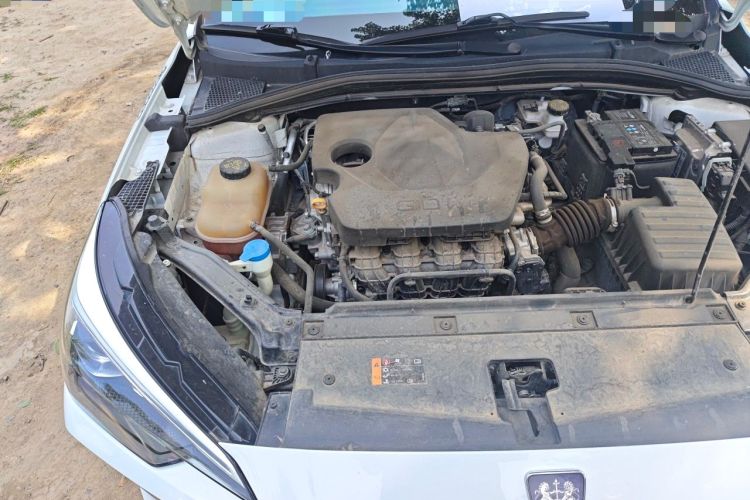 Used Roewe i5  Engine Bay Right