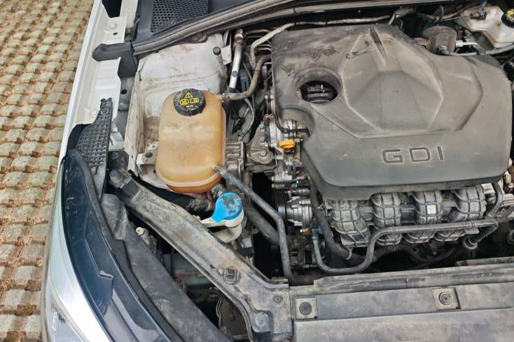 Used Roewe i5 2023 1.5L CVT Luxury Edition Engine Bay Right