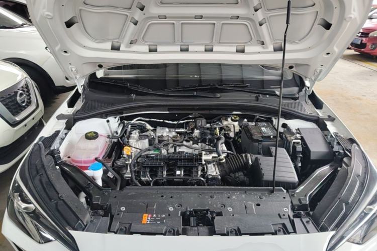 Used Roewe i5 2023 1.5L CVT Luxury Edition Engine Bay