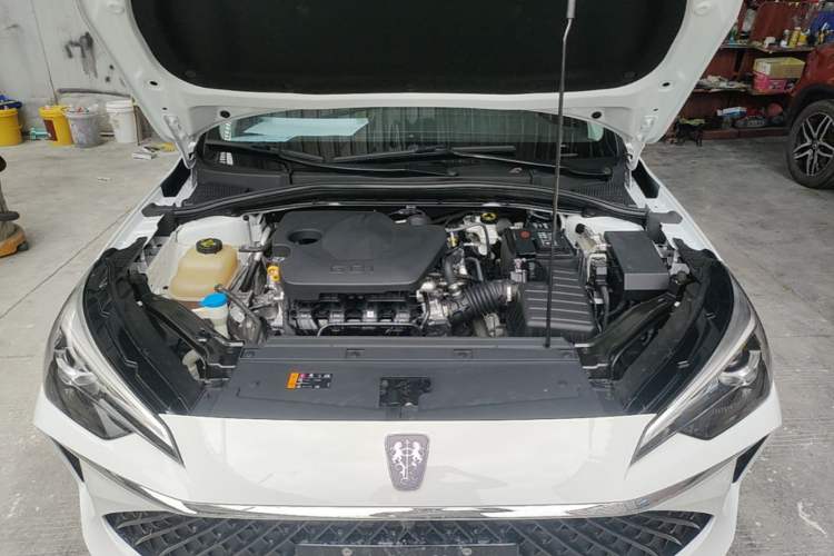 Used Roewe i5 2023 1.5L CVT Luxury Edition Engine Bay
