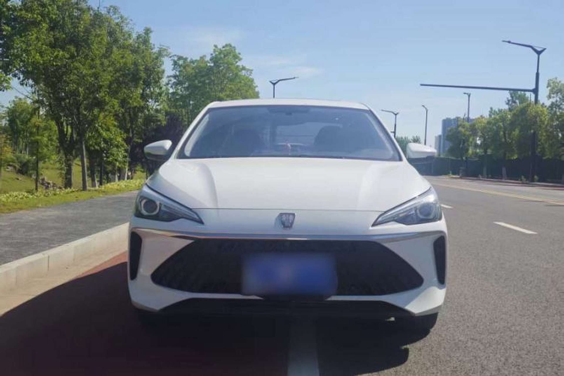 Used Roewe i5 2023 1.5L CVT Luxury Edition Exterior 1