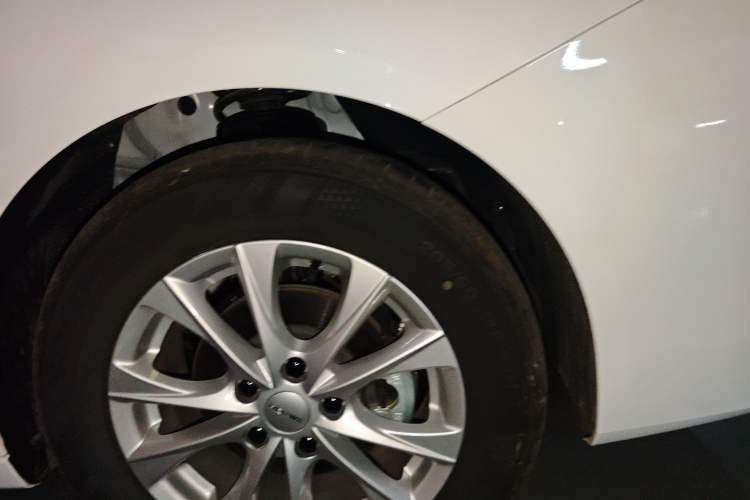 Used Roewe i5 2023 1.5L CVT Luxury Edition Exterior 1