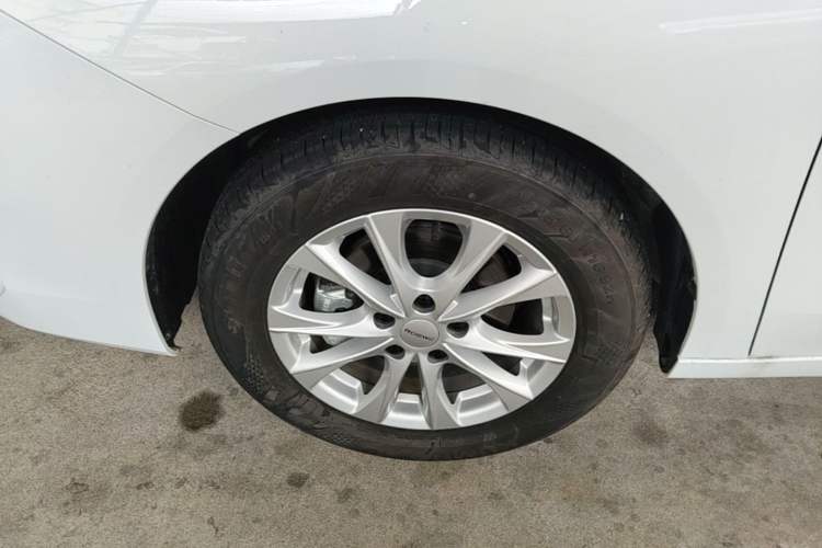 Used Roewe i5 2023 1.5L CVT Luxury Edition Exterior 1