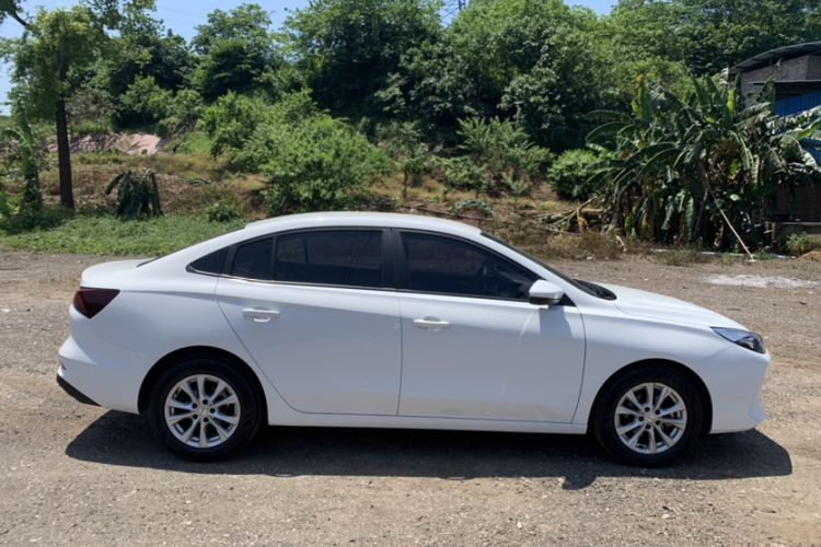 Used Roewe i5 2023 1.5L Manual Comfort Edition Exterior 10