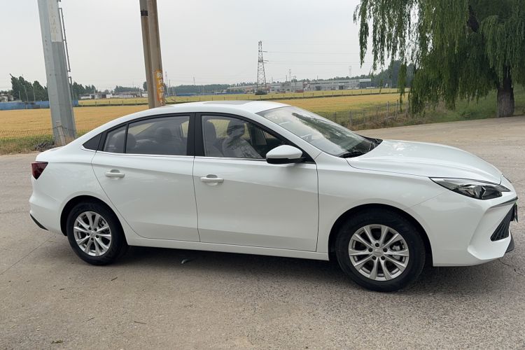 Used Roewe i5 2023 1.5L CVT Luxury Edition Exterior 2