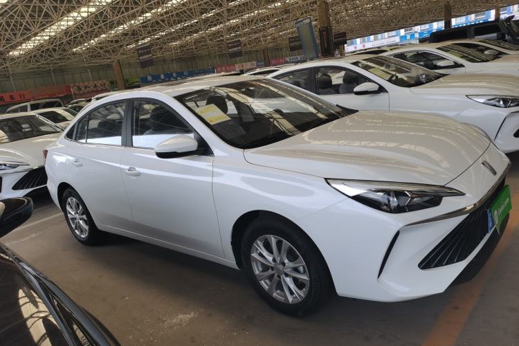Used Roewe i5 2023 1.5L CVT Luxury Edition Exterior 2