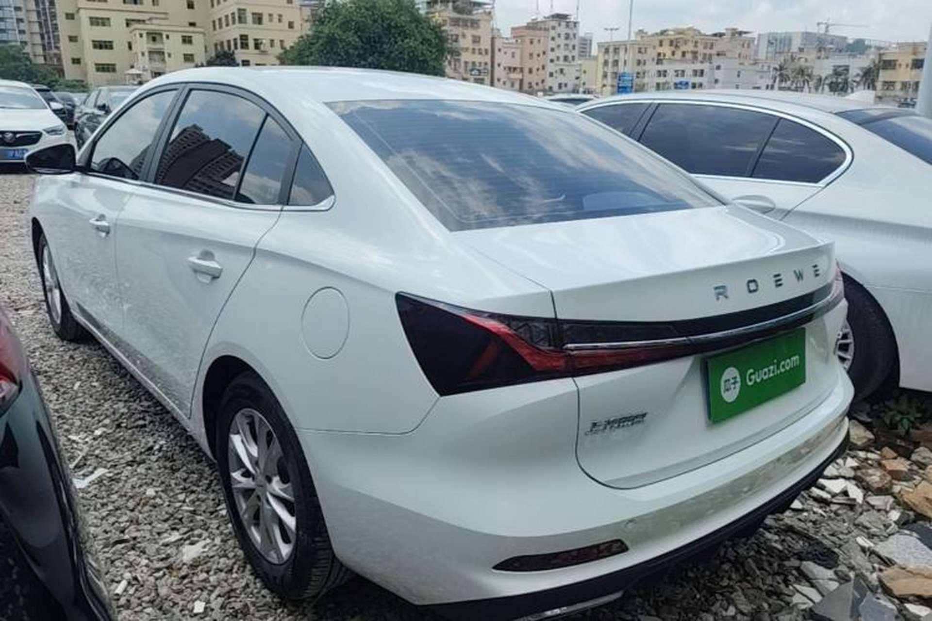 Used Roewe i5 2023 1.5L CVT Luxury Edition Exterior 2