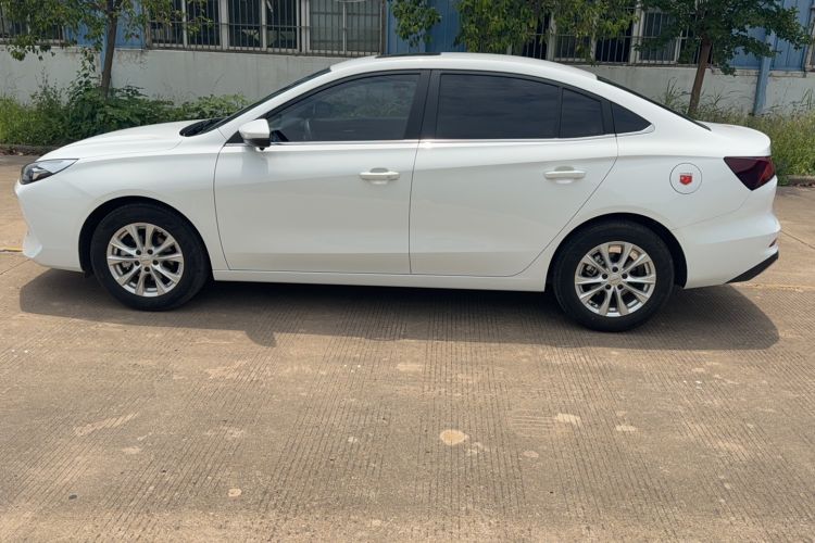 Used Roewe i5 2023 1.5L CVT Luxury Edition Exterior 2