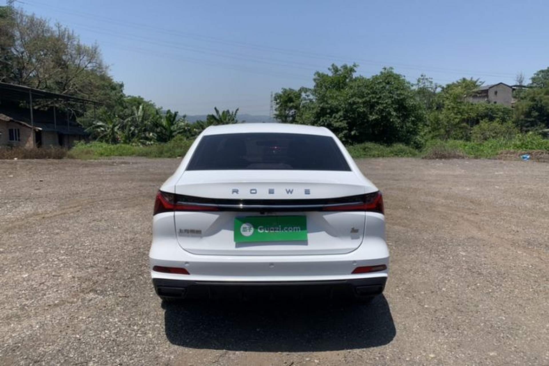 Used Roewe i5 2023 1.5L Manual Comfort Edition Exterior 3