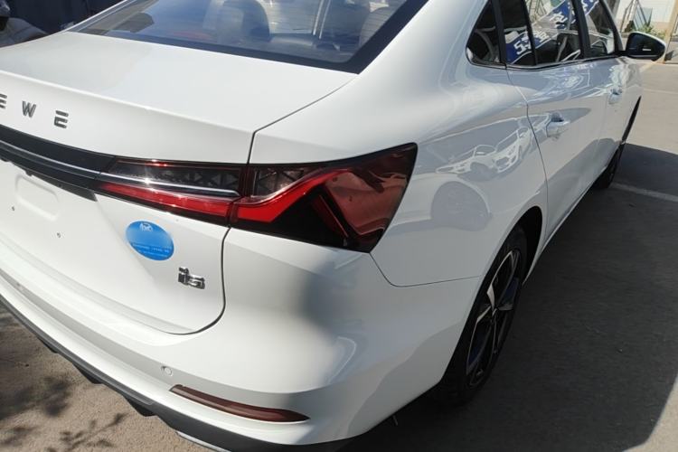 Used Roewe i5 2023 1.5L CVT Luxury Edition Exterior 3