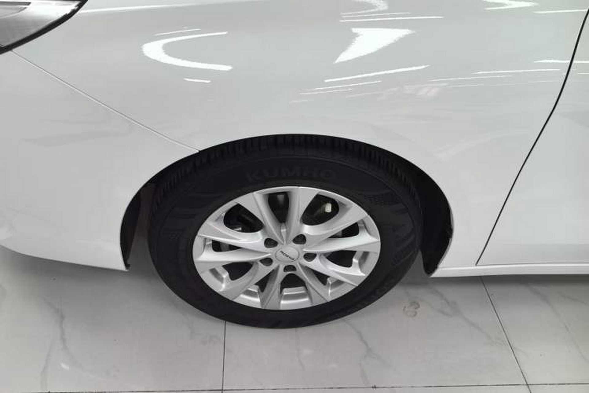 Used Roewe i5 2023 1.5L Manual Excellence Edition Exterior 4