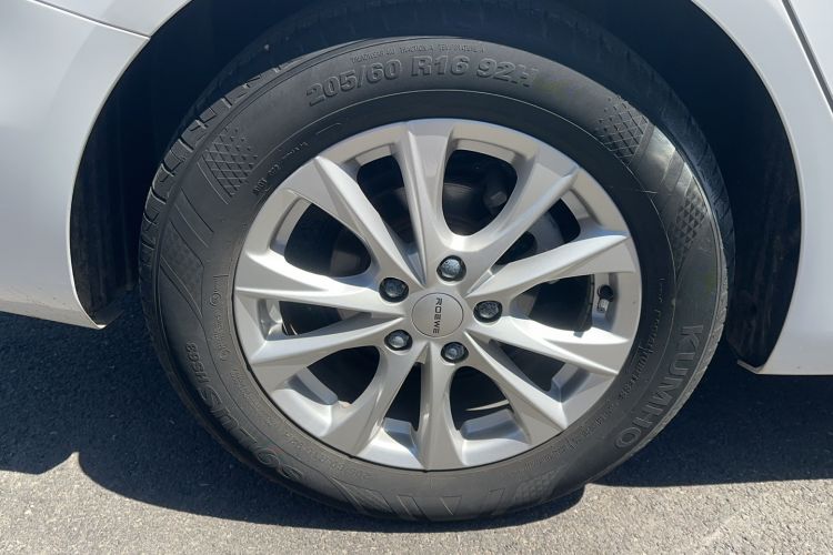 Used Roewe i5 2023 1.5L Manual Comfort Edition Exterior 5