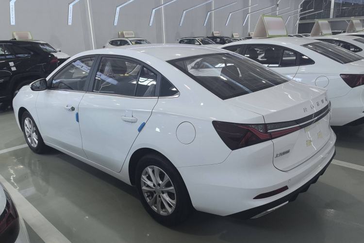 Used Roewe i5 2023 1.5L CVT Luxury Edition Exterior 5