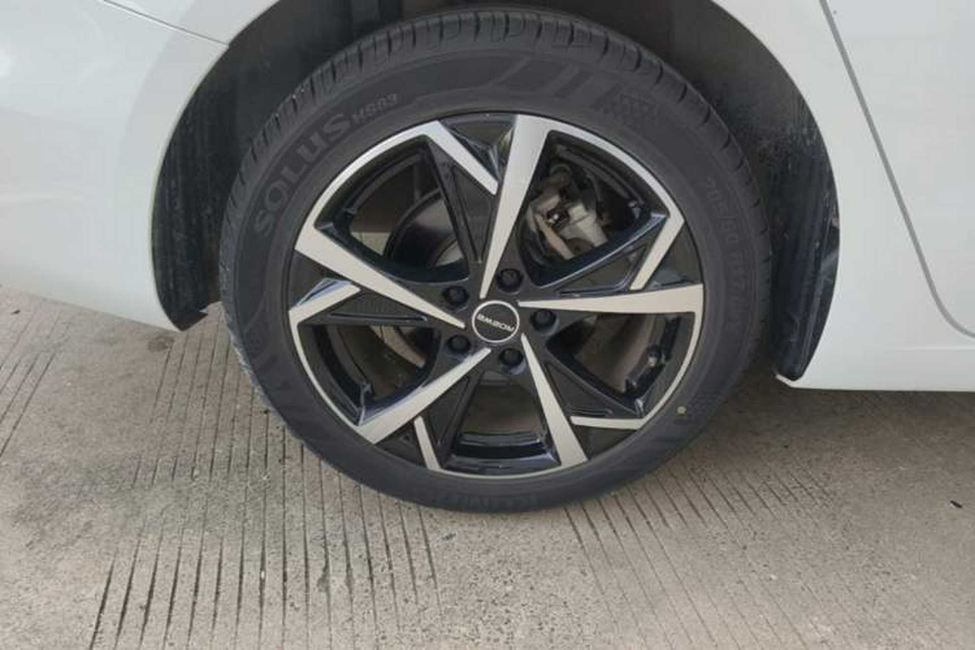 Used Roewe i5 2023 1.5L CVT Luxury Edition Exterior 5