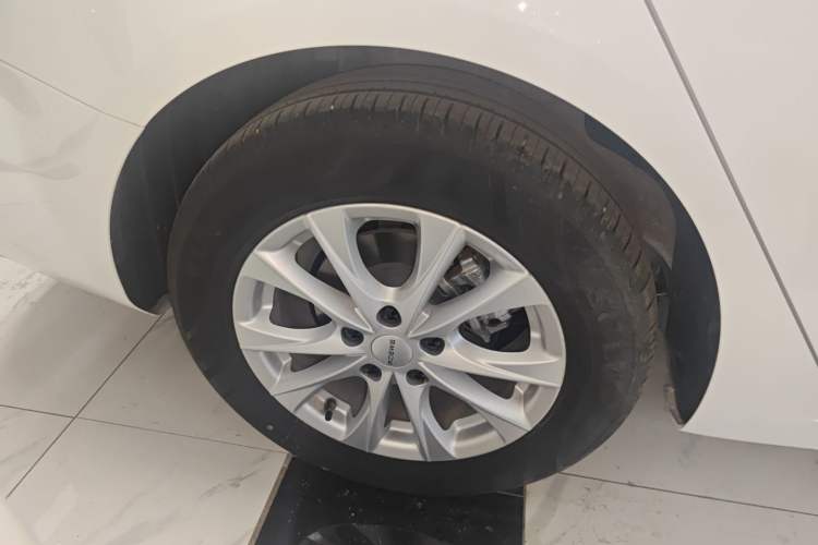 Used Roewe i5 2023 1.5L CVT Luxury Edition Exterior 5
