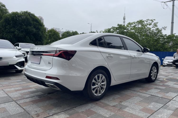 Used Roewe i5 2023 1.5L CVT Luxury Edition Exterior 6
