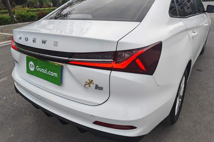 Used Roewe i5 2023 1.5L Manual Comfort Edition Exterior 6