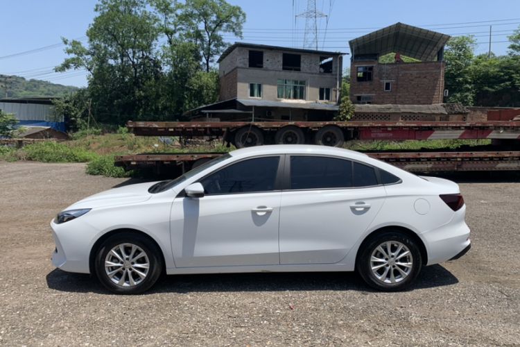 Used Roewe i5 2023 1.5L Manual Comfort Edition Exterior 7