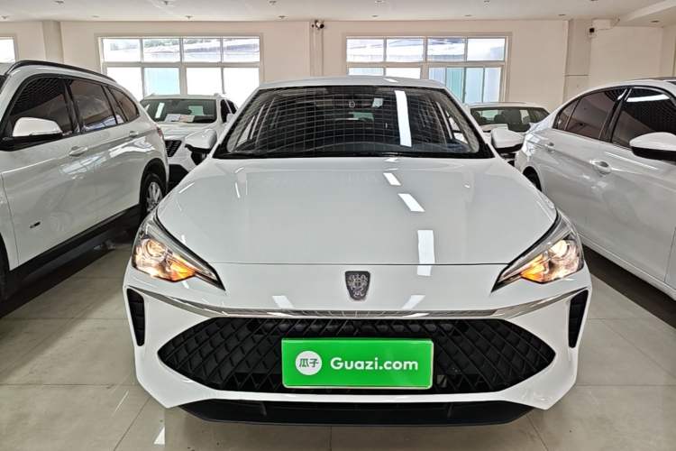 Used Roewe i5 2023 1.5L Manual Comfort Edition Front