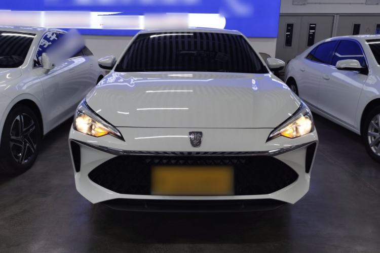 Used Roewe i5 2023 1.5L Manual Comfort Edition Front