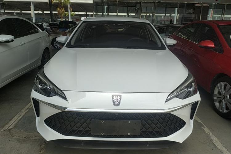 Used Roewe i5 2023 1.5L Manual Comfort Edition Front