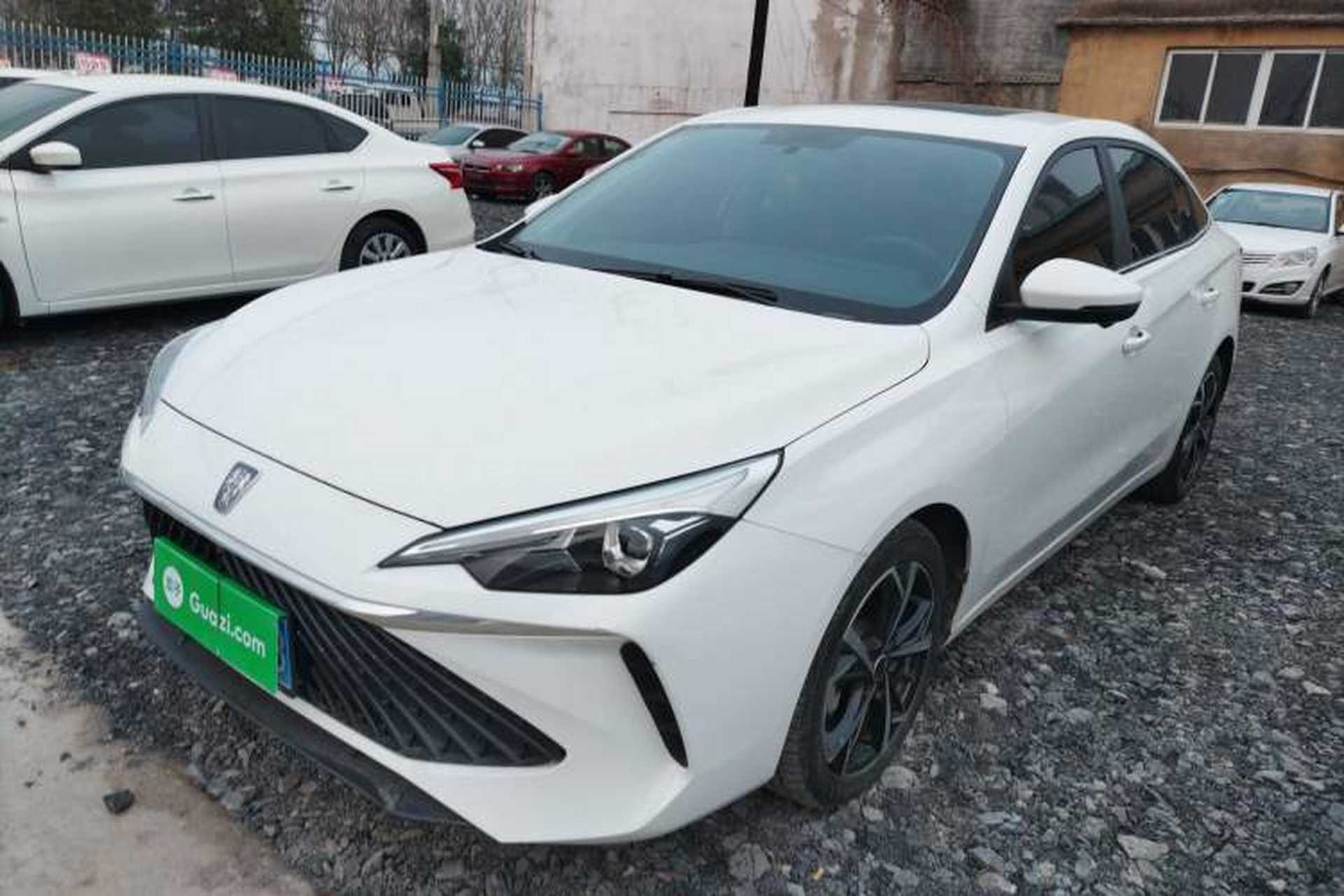 Used Roewe i5 2023 1.5L CVT Luxury Edition Front Left 45 Deg