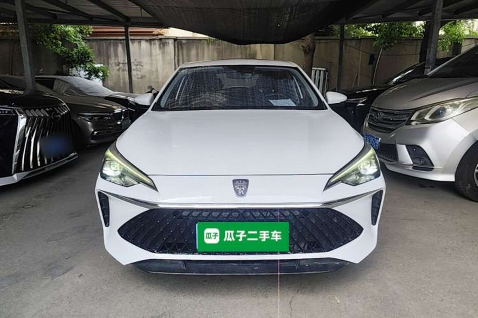 Used Roewe i5 2023 1.5L CVT Luxury Edition Front