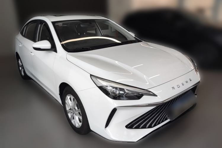Used Roewe i5 2023 1.5L CVT Luxury Edition Front Right 45 Deg