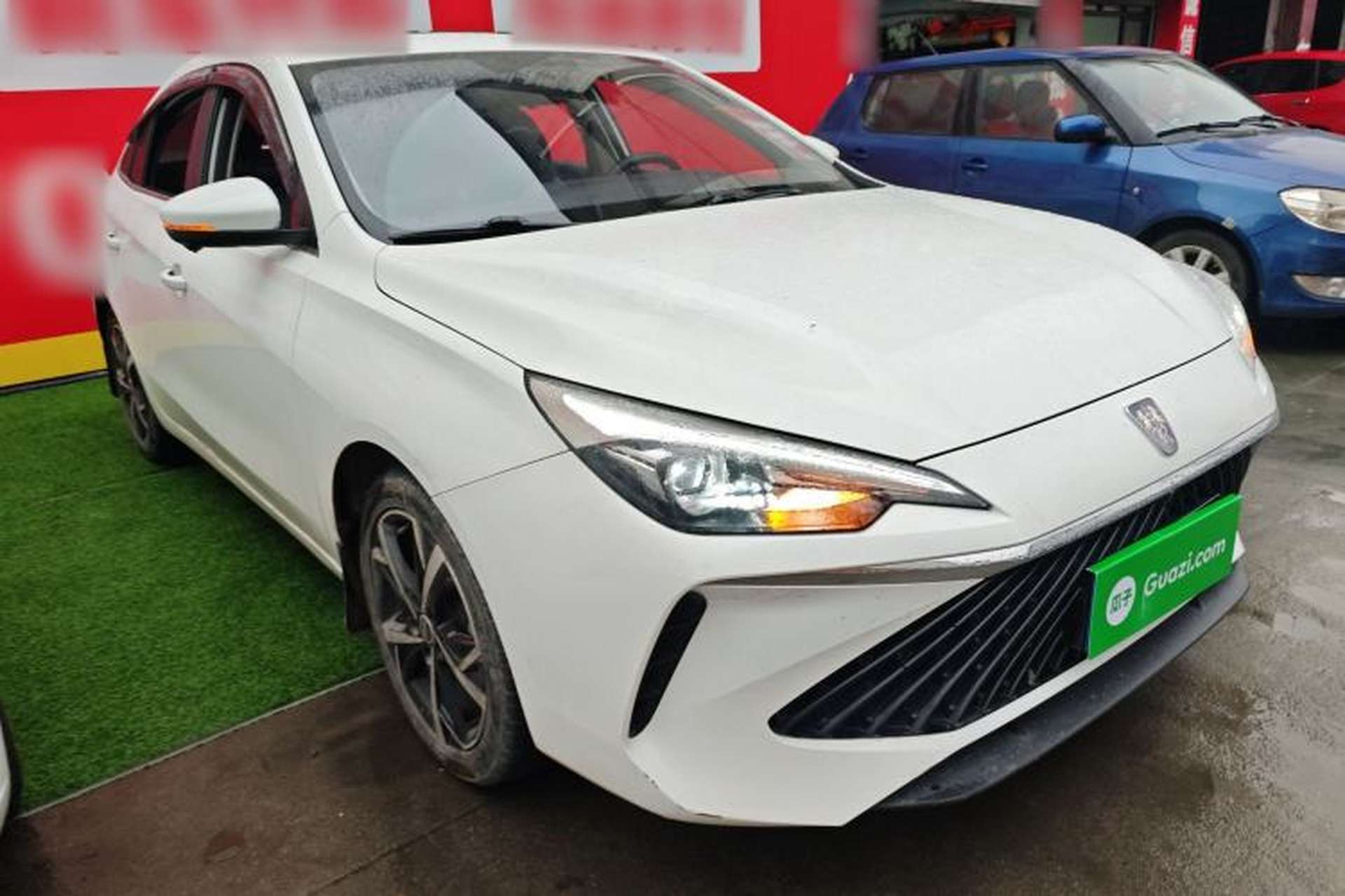 Used Roewe i5 2023 1.5L CVT Luxury Edition Front Right 45 Deg
