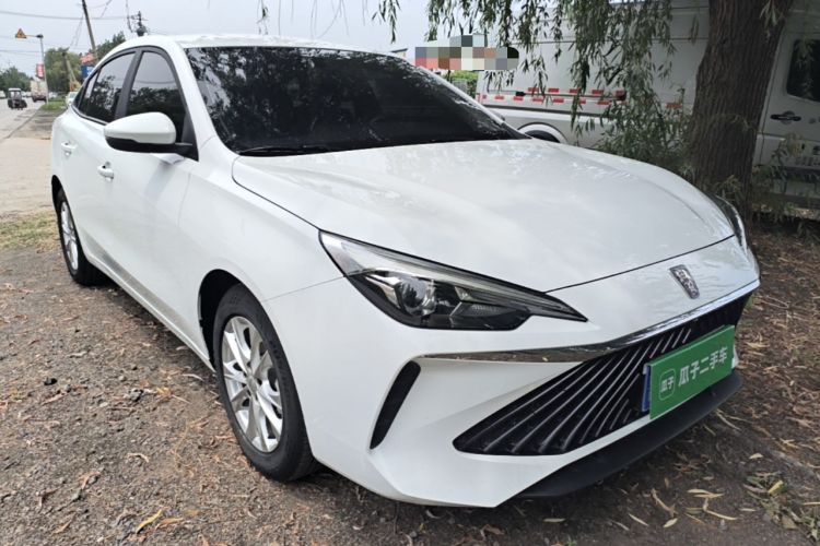 Used Roewe i5 2023 1.5L Manual Comfort Edition Front Right 45 Deg